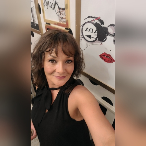 Meet your Posher, Sarita - Picture 3 of 5